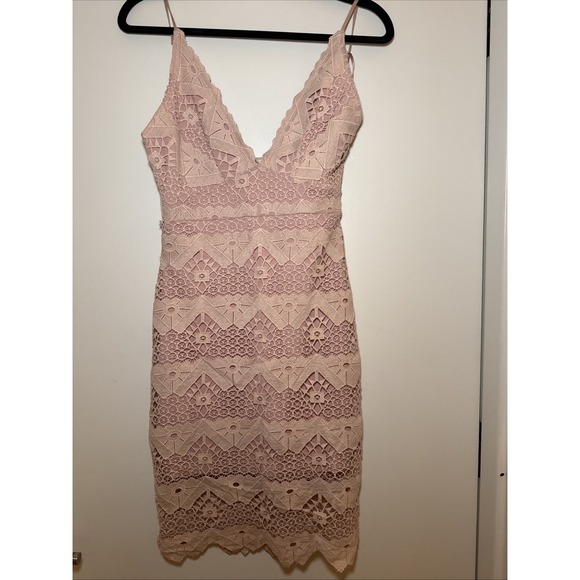 Ark & Co Pink Blush Lace Crochet Scallop Edge Cocktail Dress NWT! - Picture 1 of 6